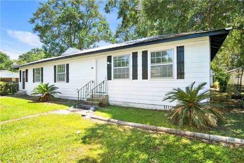 101 8th Street, Chickasaw, AL 36611
