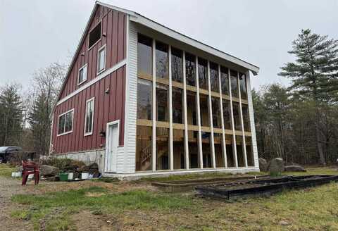 50 Milford Avenue, Freedom, NH 03836