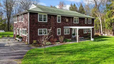 1295 Lime Kiln Road, Charlotte, VT 05445