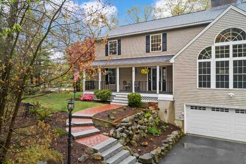 19 Ridgeview Drive, Hooksett, NH 03106