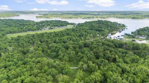 E 304 Road, Grove, OK 74344