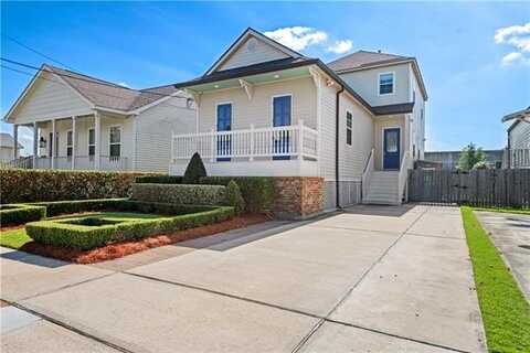 5760 WARRINGTON Drive, New Orleans, LA 70122