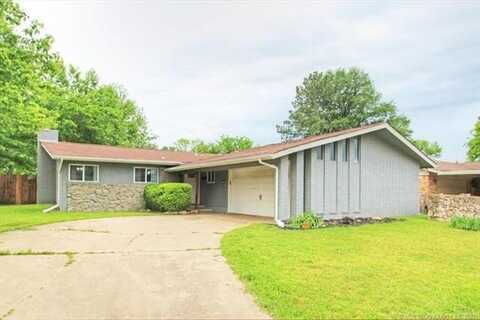 1711 S 106th East Avenue, Tulsa, OK 74128