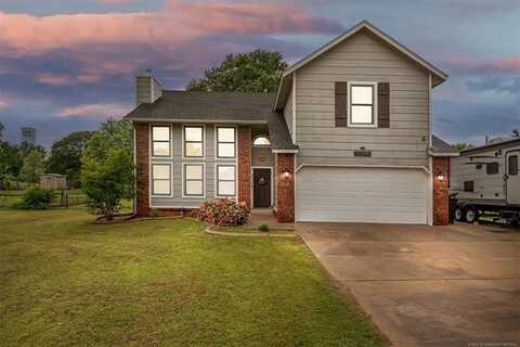 11984 S 266th East Avenue, Coweta, OK 74429