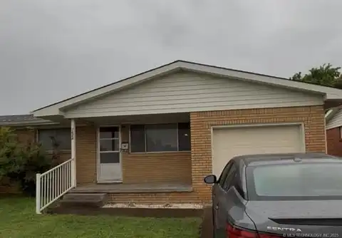 7624 E 21st Street, Tulsa, OK 74129