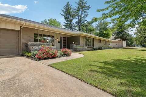 4031 S Birmingham Avenue, Tulsa, OK 74105
