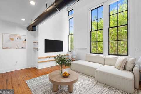 978 North, Atlanta, GA 30306