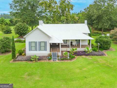 981 Bells Ferry, Lumber City, GA 31549