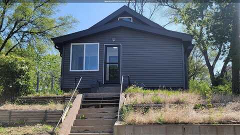 510 S WESTCOTT ST, Sioux City, IA 51106