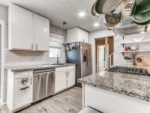 4215 N Barr Avenue, Oklahoma City, OK 73122
