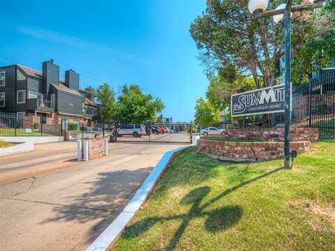 11530 N May Avenue, Oklahoma City, OK 73120