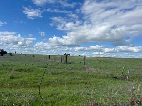 S 2150 Road, Foss, OK 73647