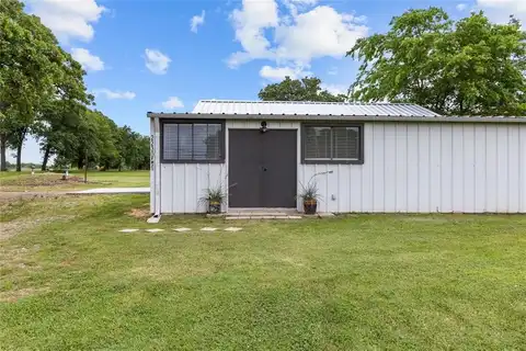 2230 Farm Road 79, Paris, TX 75460