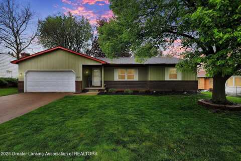 910 Pecos Drive, Lansing, MI 48917