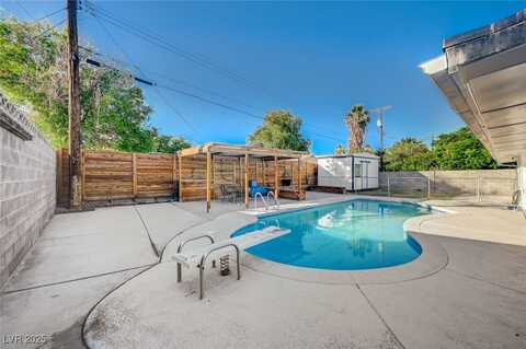 4284 Parkdale Avenue, Las Vegas, NV 89121