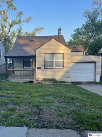 3732 N 36th Avenue, Omaha, NE 68111