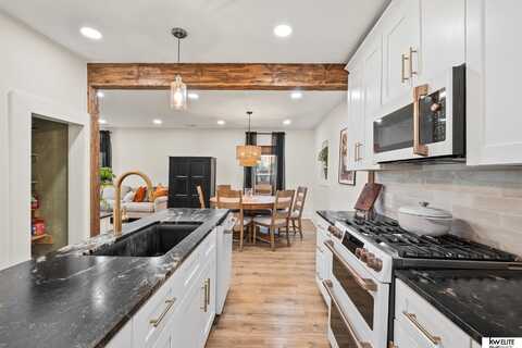 807 7th Street, Peru, NE 68421