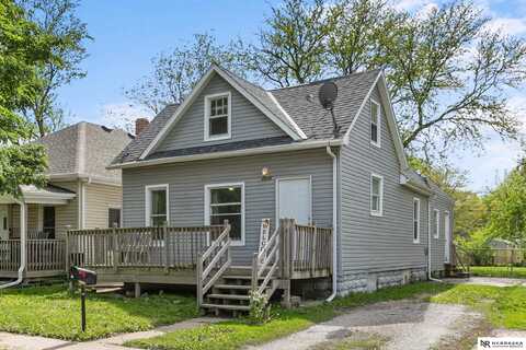 2513 S 10th Street, Lincoln, NE 68502