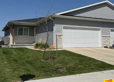 3545 Little Bluestem Road, Fremont, NE 68025