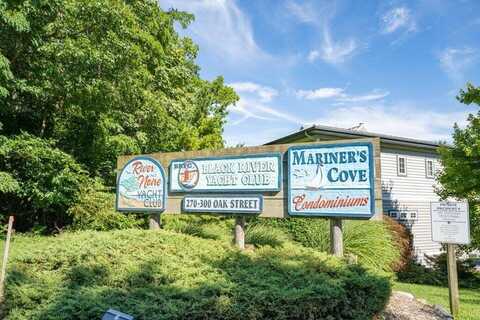 290 Oak Street, South Haven, MI 49090