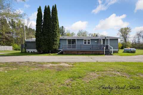 6270 12 Mile Road NE, Rockford, MI 49341