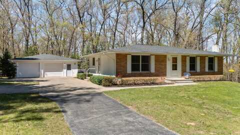 13392 Rainbow Dr Drive, Gregory, MI 48137