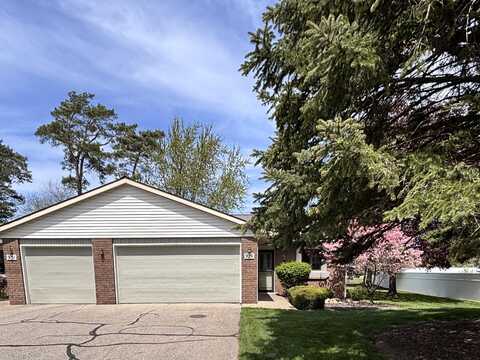 929 Laketown Drive, Holland, MI 49423