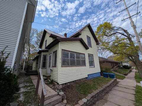 310 Sycamore Street, Manistee, MI 49660