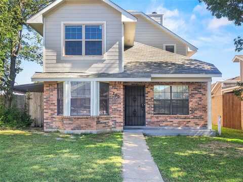 200 Callender Drive, Fort Worth, TX 76108