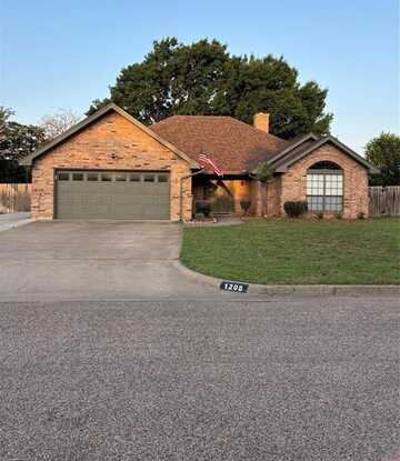 1208 Red Bird Lane, Granbury, TX 76048
