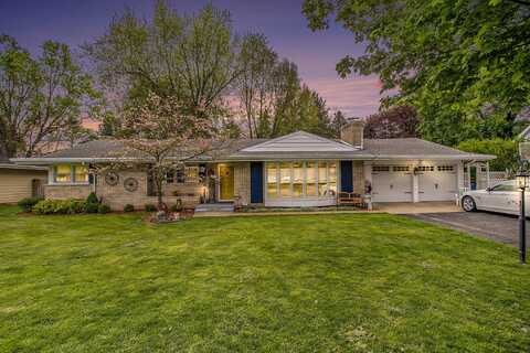 2707 Fleetwood Drive, Portage, MI 49024