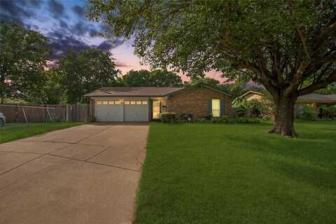 508 Deer Creek Road, Everman, TX 76140