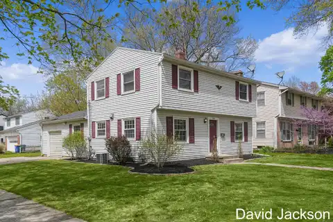 2301 Rosewood Avenue SE, Grand Rapids, MI 49506