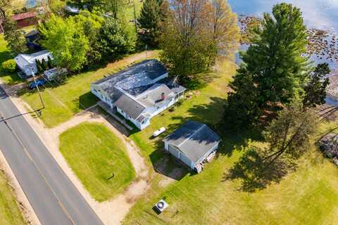 11131 County Road 215, Grand Junction, MI 49056