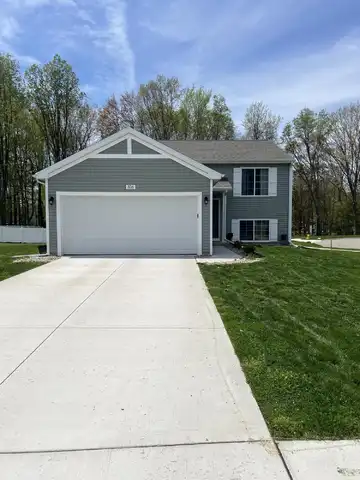 336 Lotz Court, Wayland, MI 49348