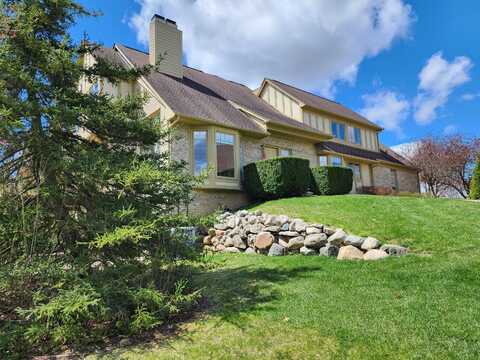 2766 Maitland Drive, Ann Arbor, MI 48105