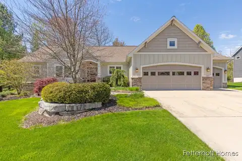 1307 Glen Ellyn Drive SE, Grand Rapids, MI 49546