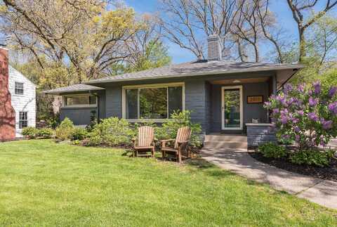 2017 Hall Street SE, East Grand Rapids, MI 49506