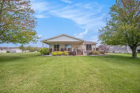 14682 E Merry Drive, Camden, MI 49232