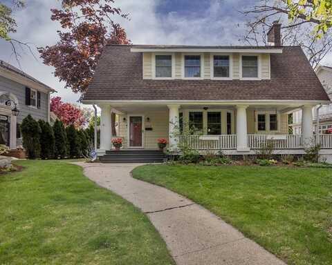 2318 Glenwood Drive, Kalamazoo, MI 49008