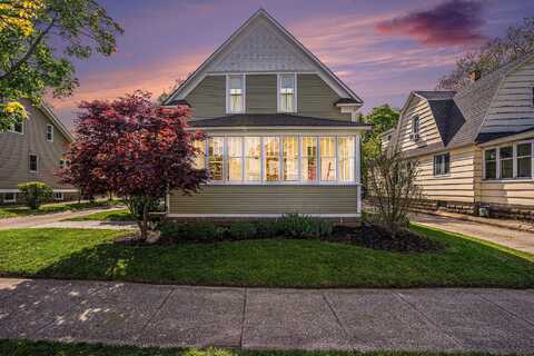 548 College Avenue, Holland, MI 49423