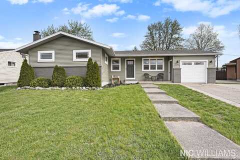 2173 Daylor Drive NE, Grand Rapids, MI 49525