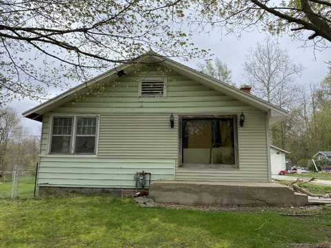 6027 Superior Street, Coloma, MI 49038