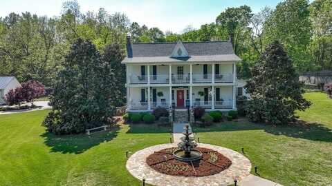 733 Willard Rd, Greenwood, SC 29649
