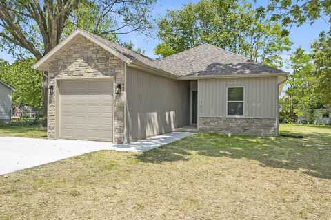 303 W Odell Street, Marionville, MO 65705