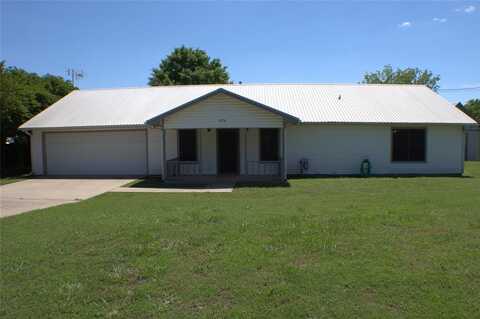 424 E Young Street, Howe, TX 75459