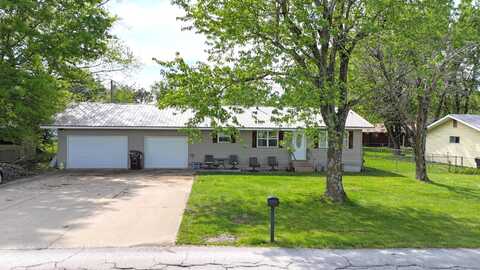 405 N Main Street, Seymour, MO 65746
