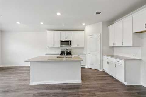 4031 Medina Drive, Farmersville, TX 75442