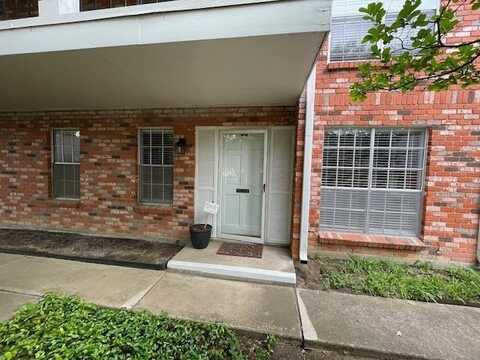 1285 Roaring Springs Road, Fort Worth, TX 76114