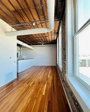 201 Chambers Street, Cleburne, TX 76031